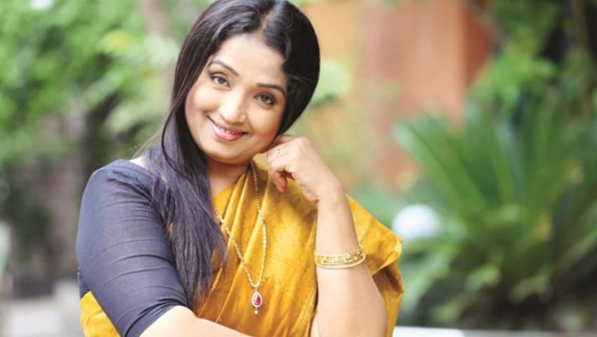 ভালো নাটক খুঁজে পাওয়া কঠিন: মোমেনা চৌধুরী